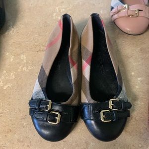 Burberry ballet flats